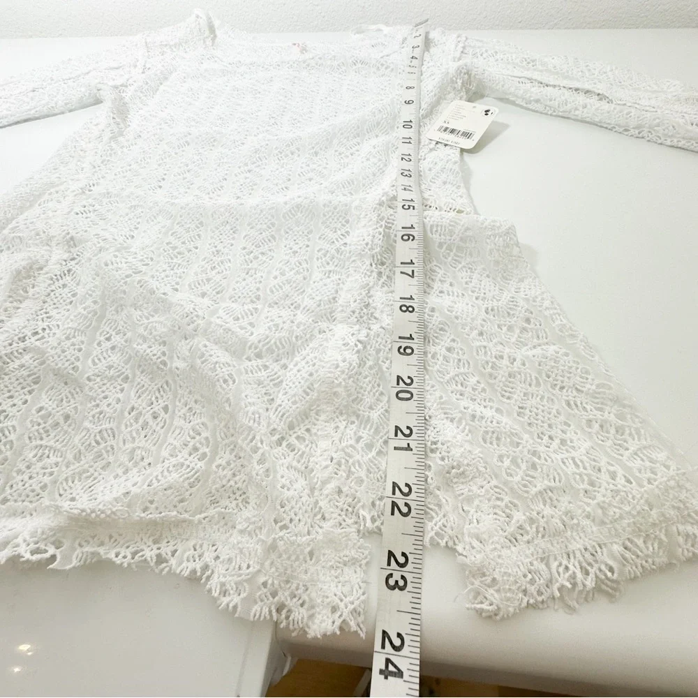 Free People On The Road Twisted Lace Tee in Ivory size XS NWT